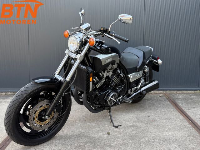 yamaha - vmx-1200-black-max