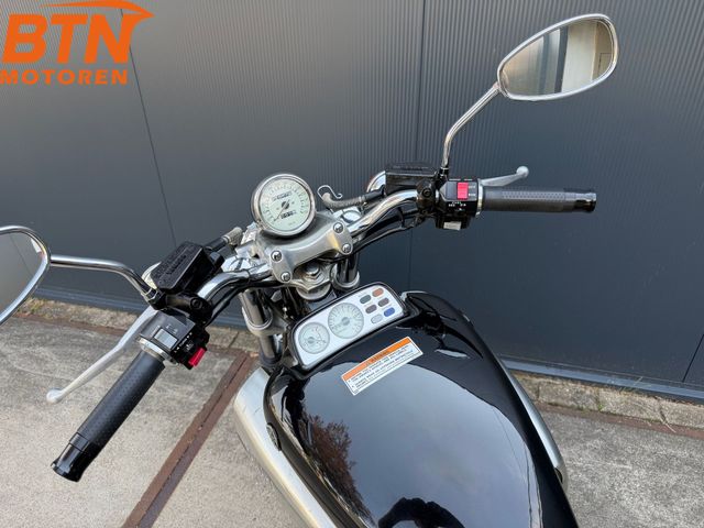 yamaha - vmx-1200-black-max