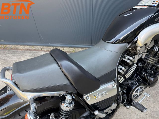 yamaha - vmx-1200-black-max