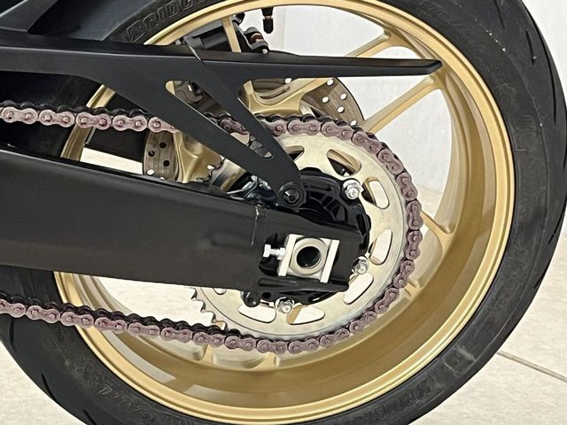 yamaha - xsr-900-abs