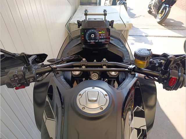 cfmoto - 700-mt-adventure