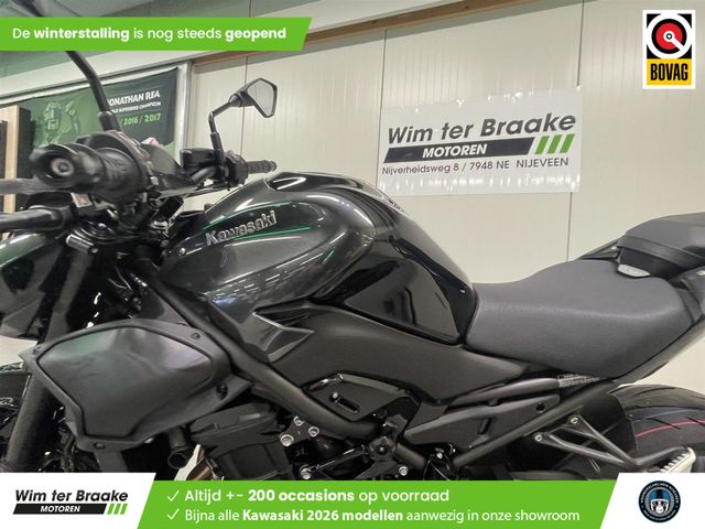 kawasaki - z900