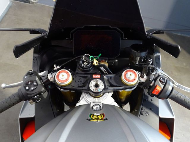 aprilia - rsv-4-1100