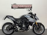SUZUKI GSX-8S