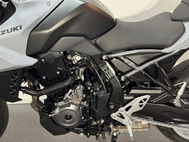 suzuki - gsx-8s