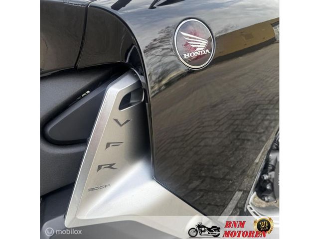 honda - vfr-1200-f-dct-c-abs