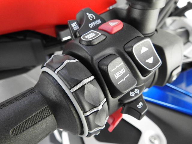 bmw - r-1300-gs-adventure