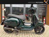 VESPA GTS 300 SUPER RACING SIXTIES