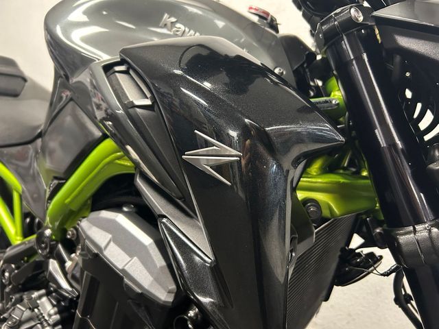 kawasaki - z900