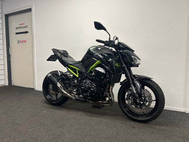 kawasaki - z900