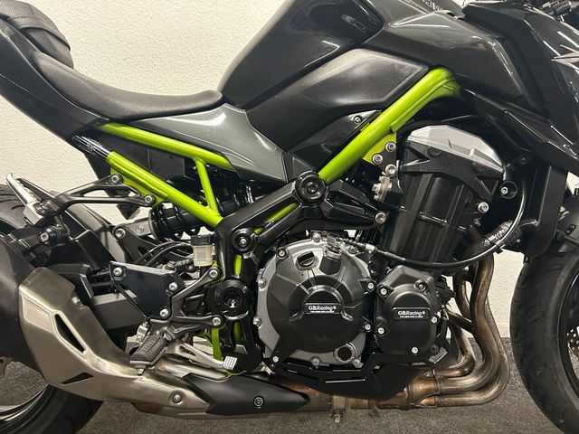 kawasaki - z900