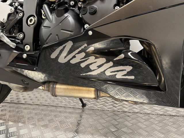 kawasaki - ninja-zx-6r