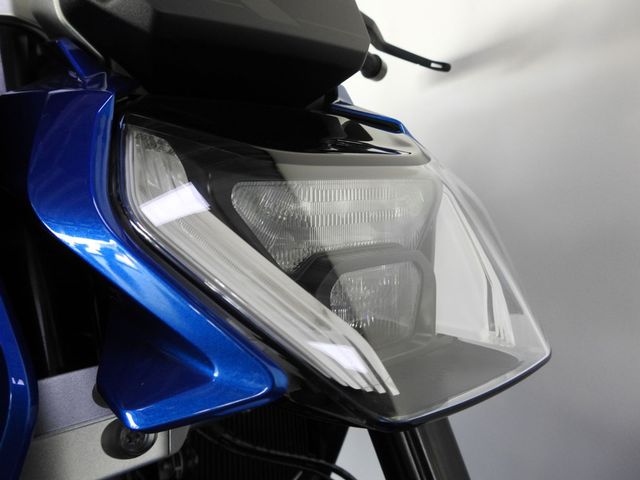 bmw - r-1300-r