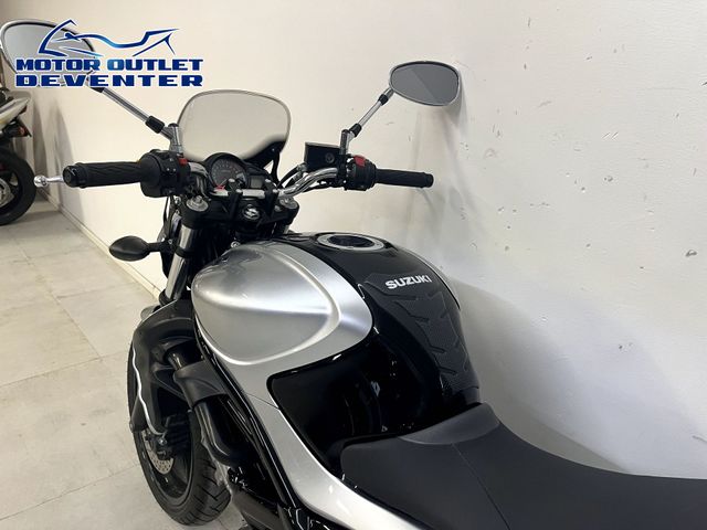 suzuki - sfv-650-gladius