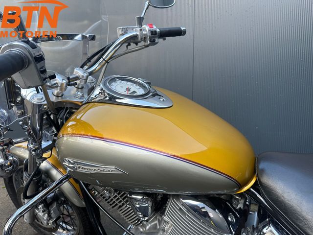 yamaha - xvs-1100-dragstar