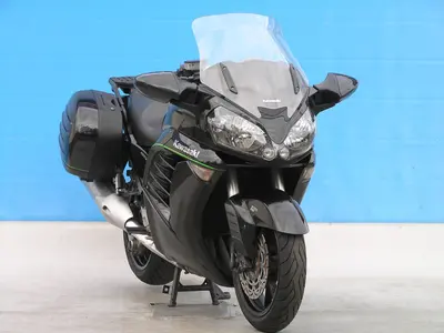 KAWASAKI GTR 1400 – foto 2