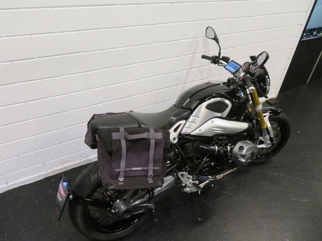 bmw - r-nine-t