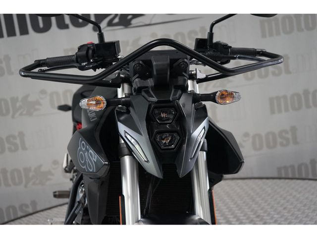 suzuki - gsx-8s
