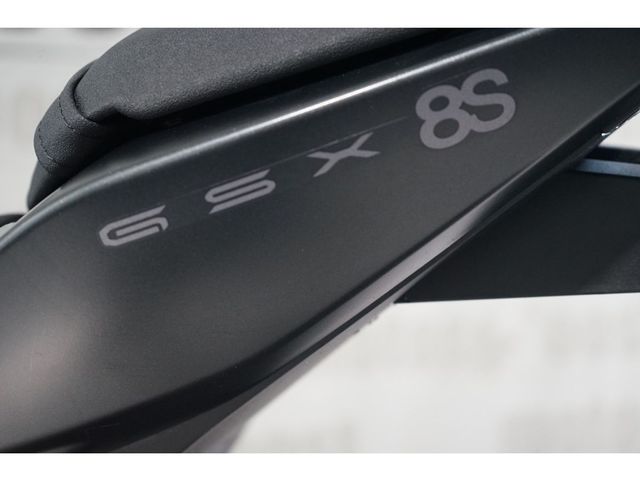 suzuki - gsx-8s