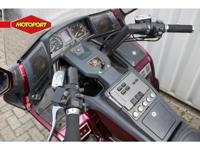 honda - gl-1500-se-goldwing