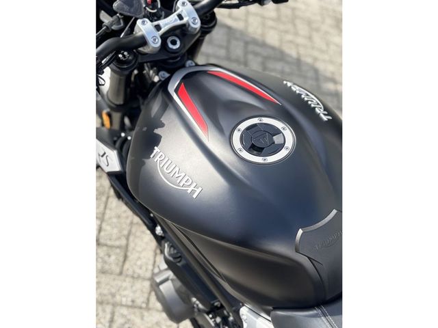 triumph - street-triple-rs