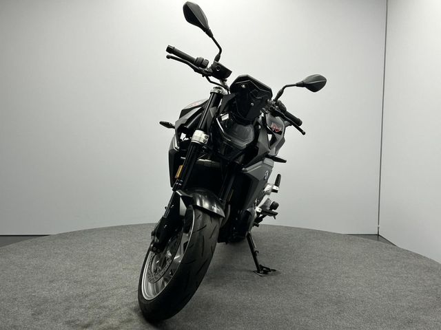 bmw - f-900-r