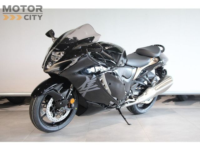 suzuki - gsx-r-1300-hayabusa