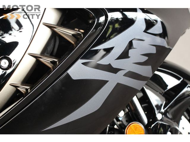 suzuki - gsx-r-1300-hayabusa