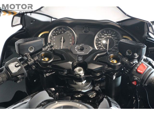 suzuki - gsx-r-1300-hayabusa