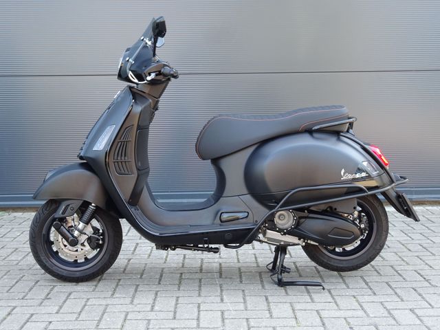 vespa - gts-300-super-sport