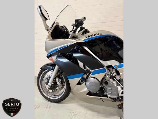 yamaha - fjr-1300