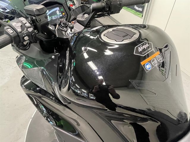 kawasaki - ninja-1100-sx