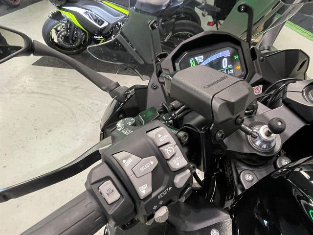 kawasaki - ninja-1100-sx