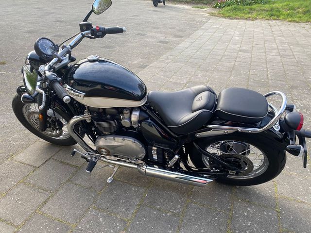 triumph - bonneville-speedmaster