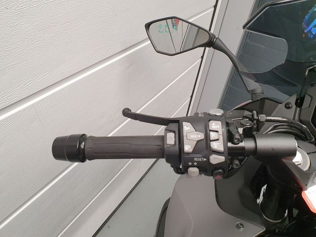 kawasaki - ninja-1000sx-performance-tourer