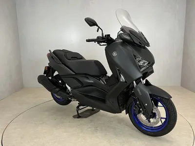 YAMAHA X MAX 300 ABS – foto 2