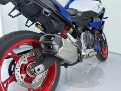 BMW F 900 XR Light white/Racing blue/Racing red BTW voertuig 2026 occasion – foto 14 van 19