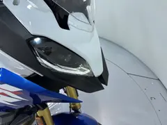 BMW F 900 XR Light white/Racing blue/Racing red BTW voertuig 2026 occasion – foto 15 van 19