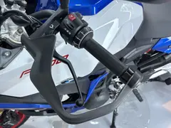 BMW F 900 XR Light white/Racing blue/Racing red BTW voertuig 2026 occasion – foto 11 van 19