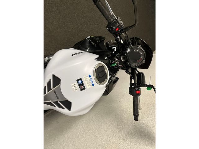 kawasaki - z650