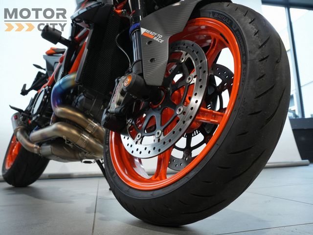 ktm - 1290-super-duke-r