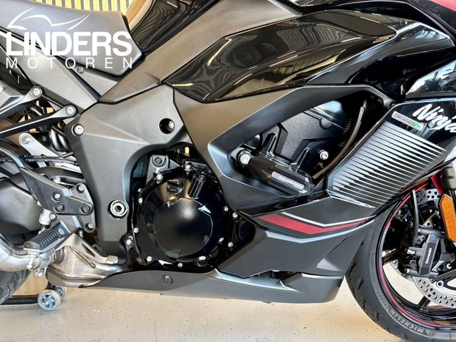 kawasaki - ninja-1000sx-performance-tourer