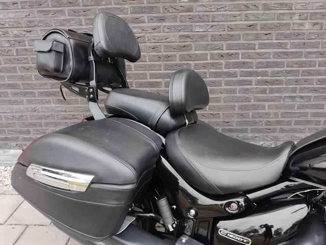suzuki - vl-1500-lc-intruder
