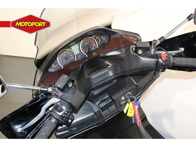 suzuki - burgman-400-a