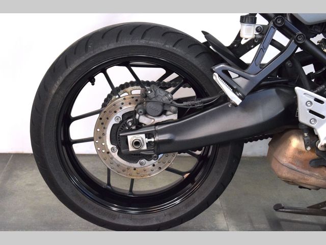 yamaha - tracer-9