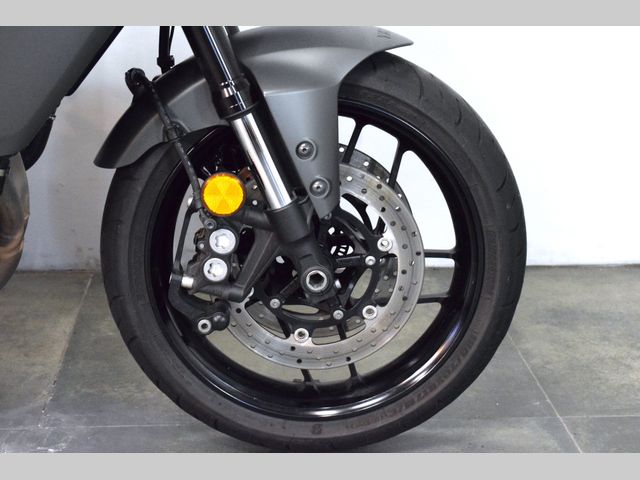 yamaha - tracer-9