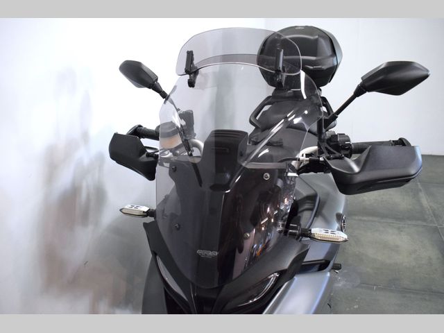 yamaha - tracer-9