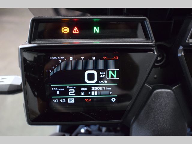 yamaha - tracer-9