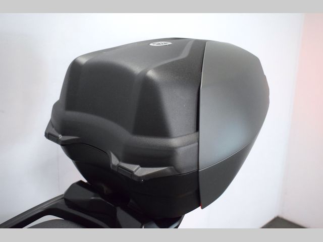 yamaha - tracer-9
