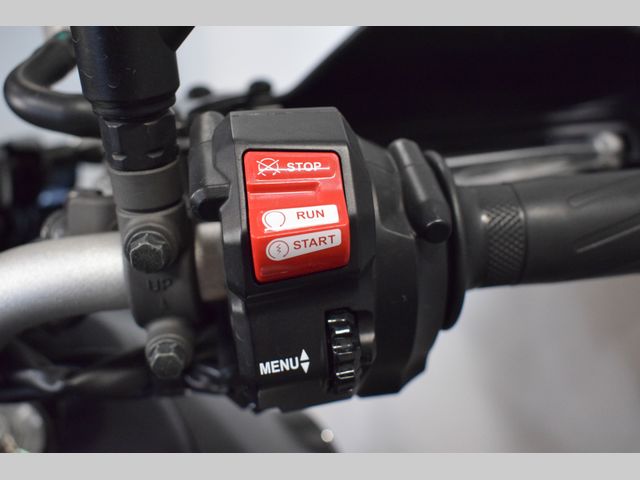 yamaha - tracer-9